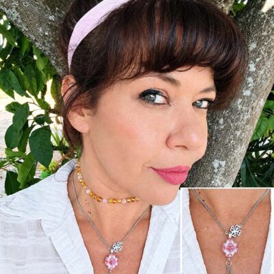 Colar Aço com Pendente Flor Swarovski e Pedras Naturais Quartzo Rosa - Feito a mão - Peça Única